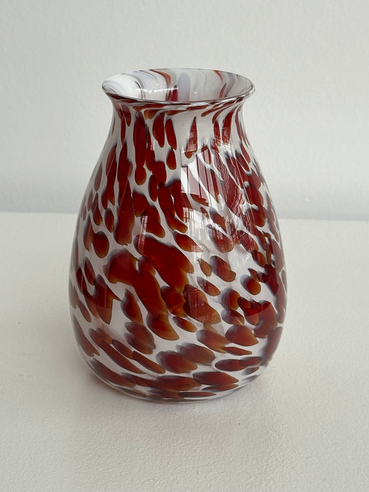 Red/White Vase